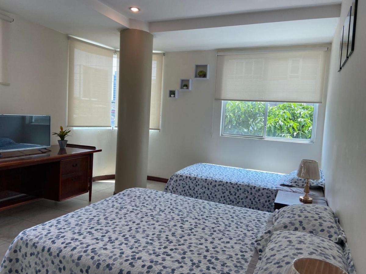 Doral Suite ¡Cerca Del Aeropuerto! 과야킬 외부 사진
