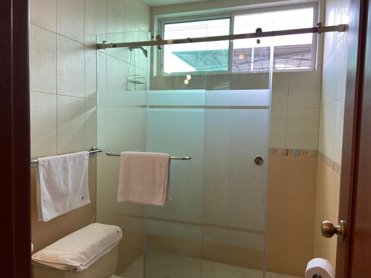 Doral Suite ¡Cerca Del Aeropuerto! 과야킬 외부 사진